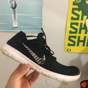 Nike flyknit free run